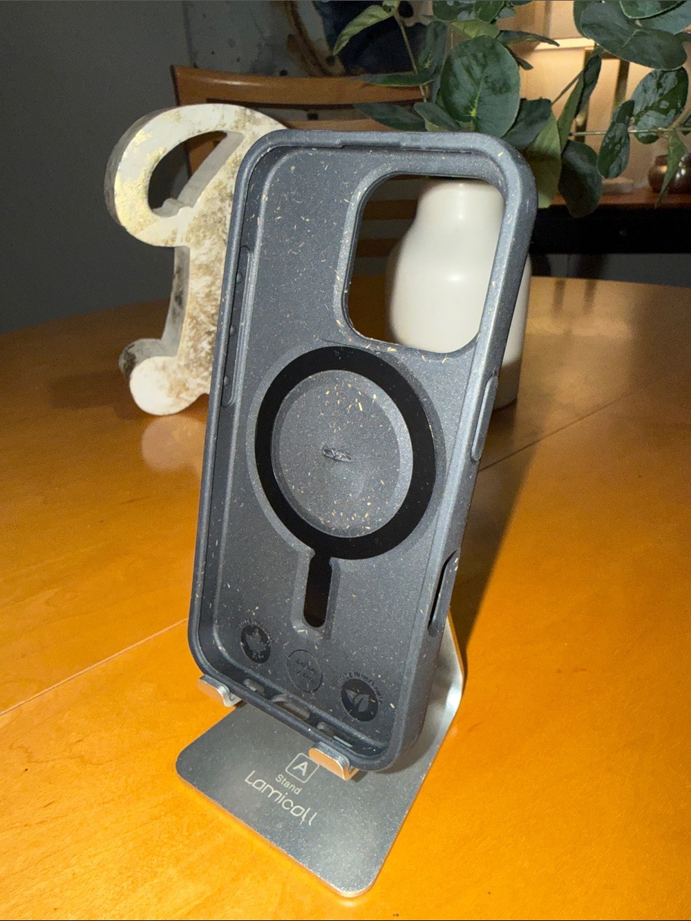 Pela iPhone 16 Pro Case- Black Night Trails - Picture 3 of 3
